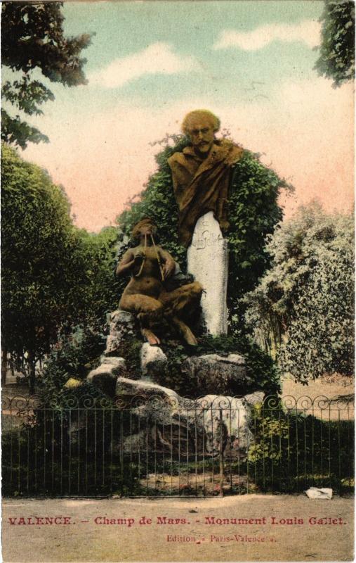 Carte postale ancienne Valence - Champ de Mars à Valence