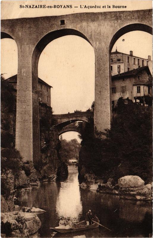 Carte postale ancienne Saint-Nazaire-en-Royans - L'Aqueduc et la Bourne à Saint-Nazaire-en-Royans