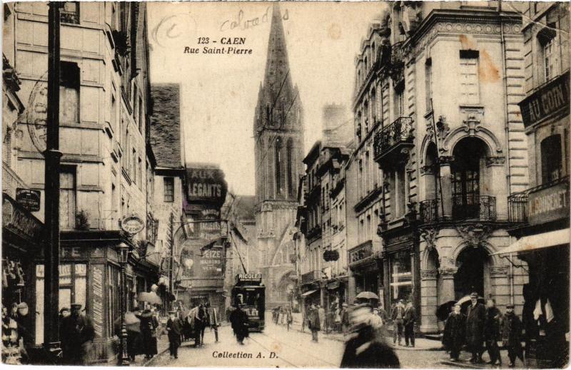 Carte postale ancienne Caen - Rue Saint-Pierre à Caen