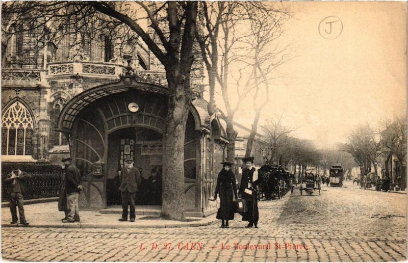 Carte postale ancienne Caen - Le Boulevard Saint-Pierre à Caen