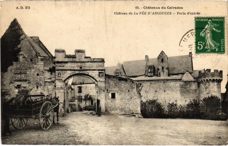 Carte postale ancienne Chateau de la Fee D'Argouges - Porte d'entrée