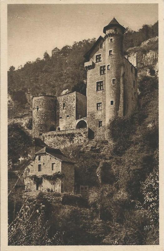 Carte postale ancienne Le Château à Larroque-Toirac
