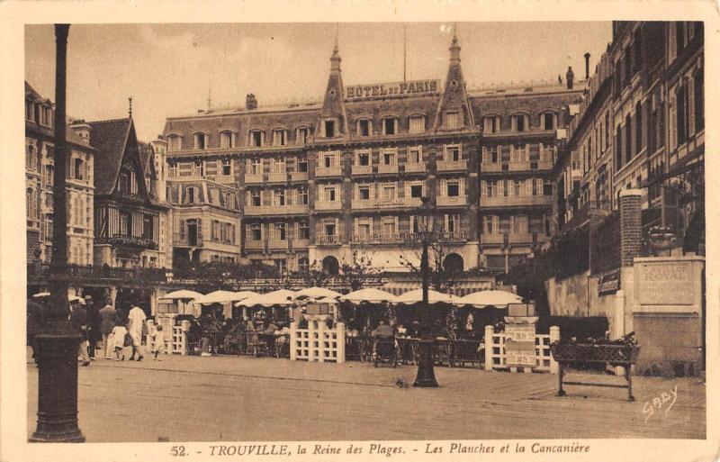 Carte postale ancienne Trouville - Les Planches Et La Cancaniere