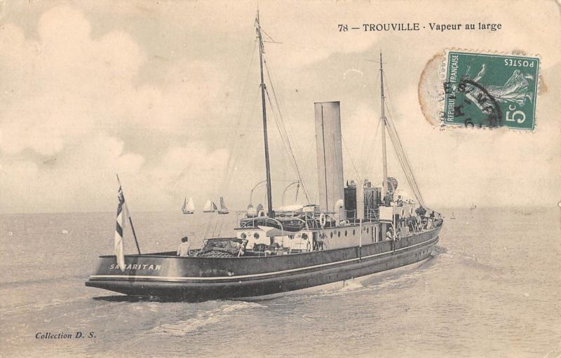 Carte postale ancienne Trouville - Vapeur Au Large