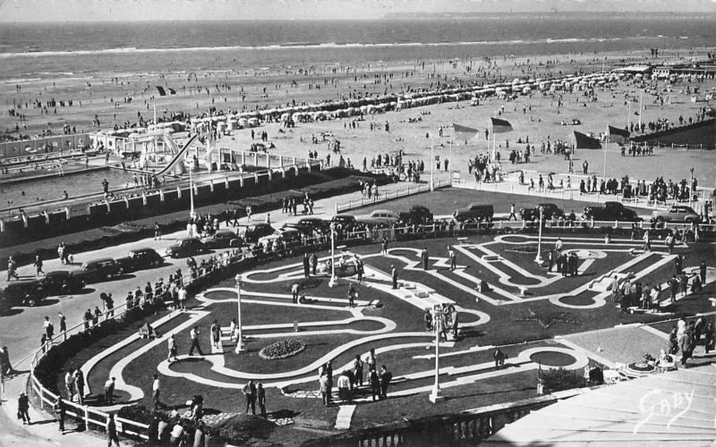 Carte postale ancienne Trouville Deauville - Le Golf Miniature à Deauville