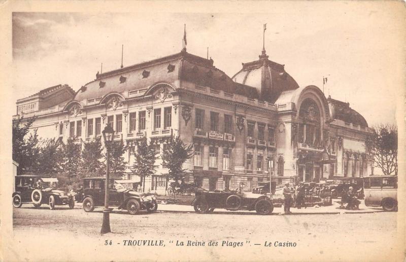 Carte postale ancienne Trouville - Le Casino