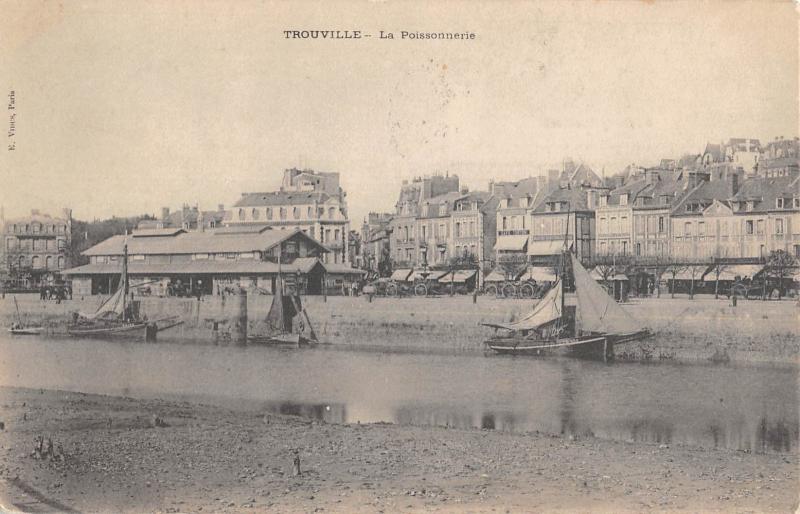 Carte postale ancienne Trouville - La Poissonnerie