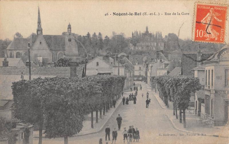 Carte postale ancienne Nogent Le Roi - Rue De La Gare à Nogent-le-Roi
