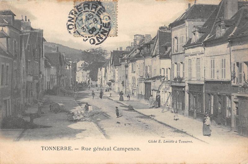 Carte postale ancienne Tonnerre - Rue General Campenon à Tonnerre