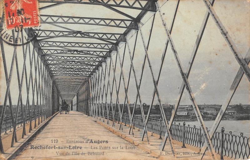 Carte postale ancienne Rochefort Sur Loire - Les Ponts Sur La Loire - Vue De L'Ile De Behuard à Rochefort-sur-Loire