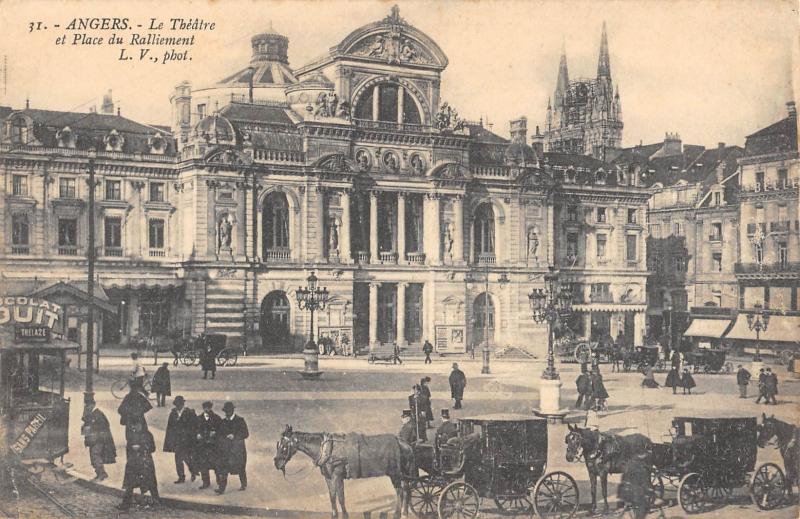 Carte postale ancienne Angers - Le Theatre Et Place Du Ralliement à Angers