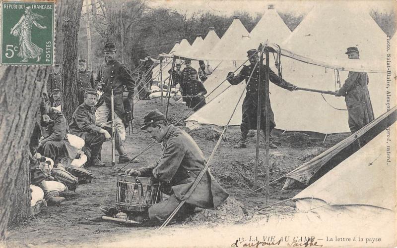 Carte postale ancienne Auvours - La Vie Au Camp - La Lettre A La Payse