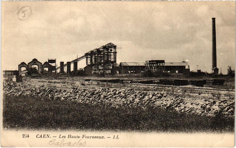 Carte postale ancienne Caen - Les Hauts Fourneaux à Caen