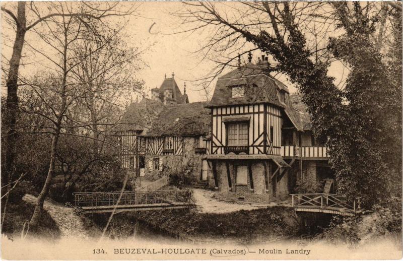 Carte postale ancienne Beuzeval-Houlgate - Moulin Landry à Houlgate