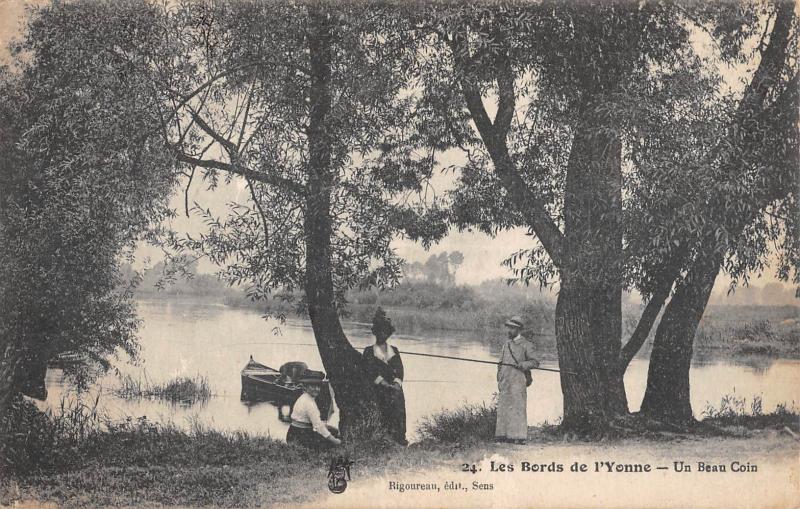Carte postale ancienne Les Bords De L'Yonne - Un Beau Coin