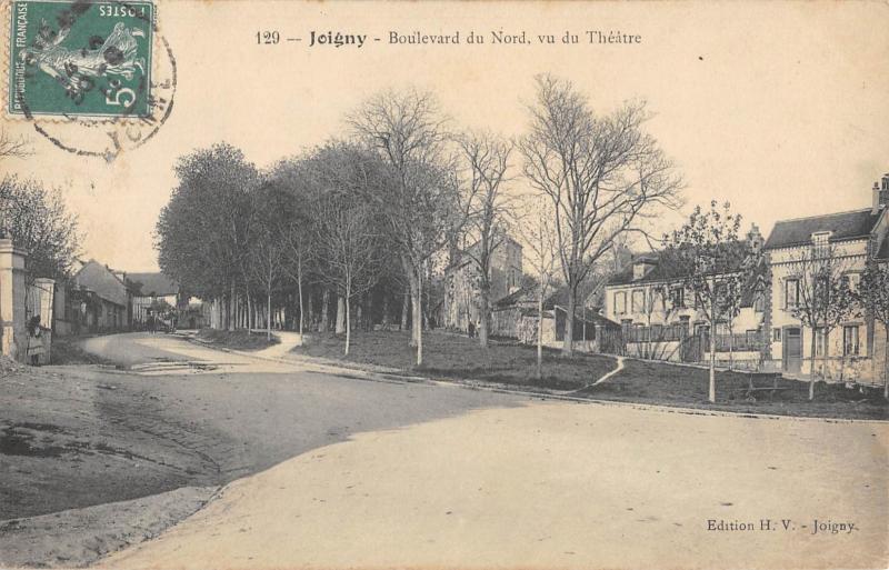 Carte postale ancienne Joigny - Boulevard Du Nord - Vu Du Theatre à Joigny
