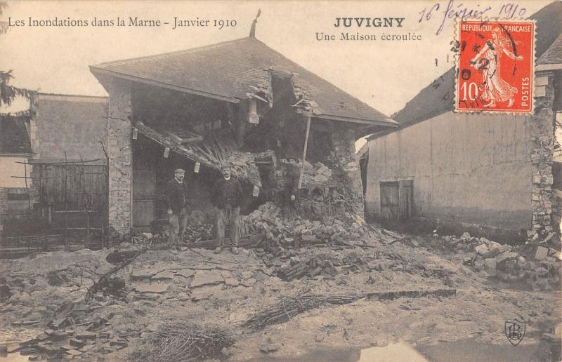 Carte postale ancienne Les Inondations De La Marne 1910 - Juvigny - Une Maison Ecroulee à Juvigny