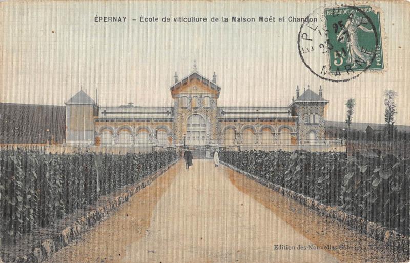 Carte postale ancienne Epernay - Ecole De Viticulture De La Maison Moet Et Chandon - Cpa émail à Épernay