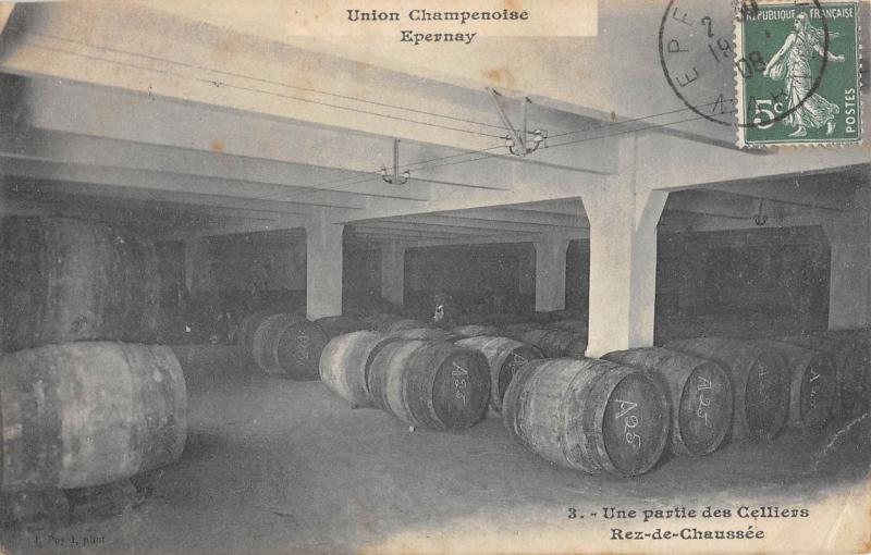 Carte postale ancienne Epernay - Union Champenoise - Une Partie Des Celliers - Rez De Chaussee à Épernay