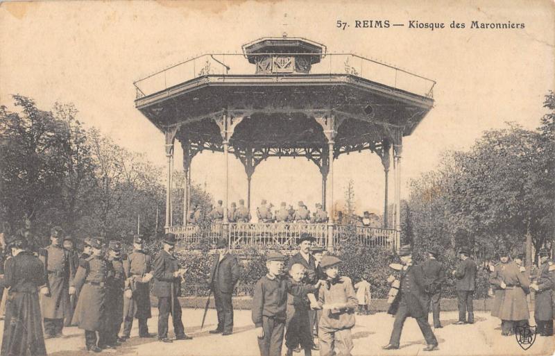 Carte postale ancienne Reims - Kiosque Des Marronniers à Reims