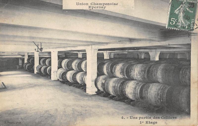 Carte postale ancienne Epernay - Union Champenoise - Une Partie Des Celliers - 1er Etage à Épernay