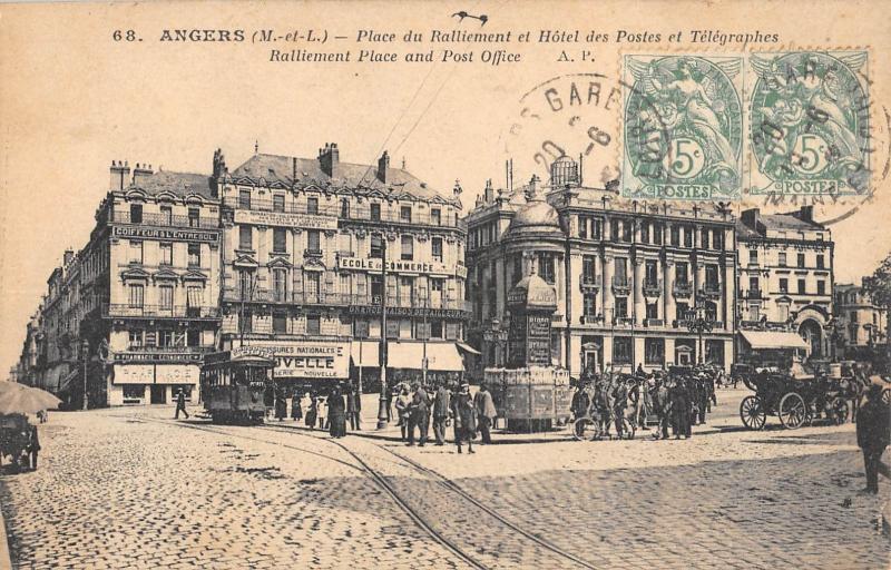 Carte postale ancienne Angers - Place Du Ralliement Et Hotel Des Postes Et Telegraphes à Angers