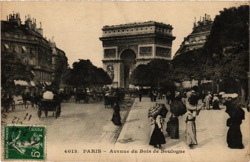 Carte postale ancienne Avenue du Bois de Boulogne à Paris 16e