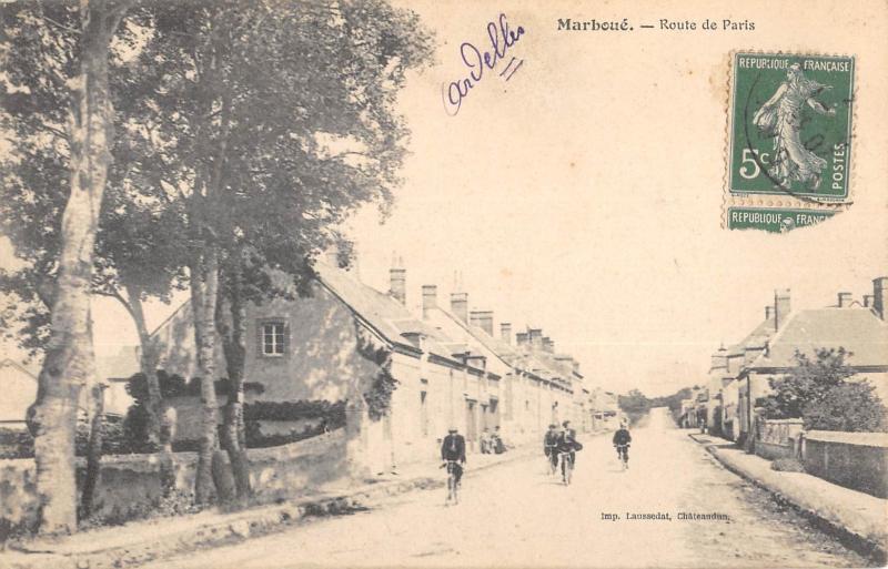 Carte postale ancienne Marboue - Route De Paris à Marboué