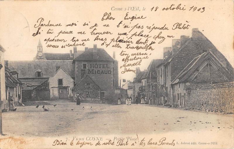 Carte postale ancienne Cosne Sur L'Oeil - La Grand Rue