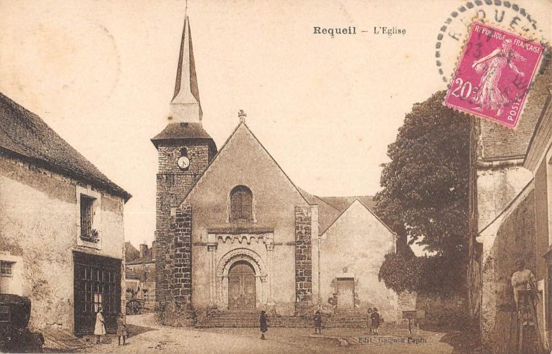 Carte postale ancienne Requeil - L'Eglise à Requeil