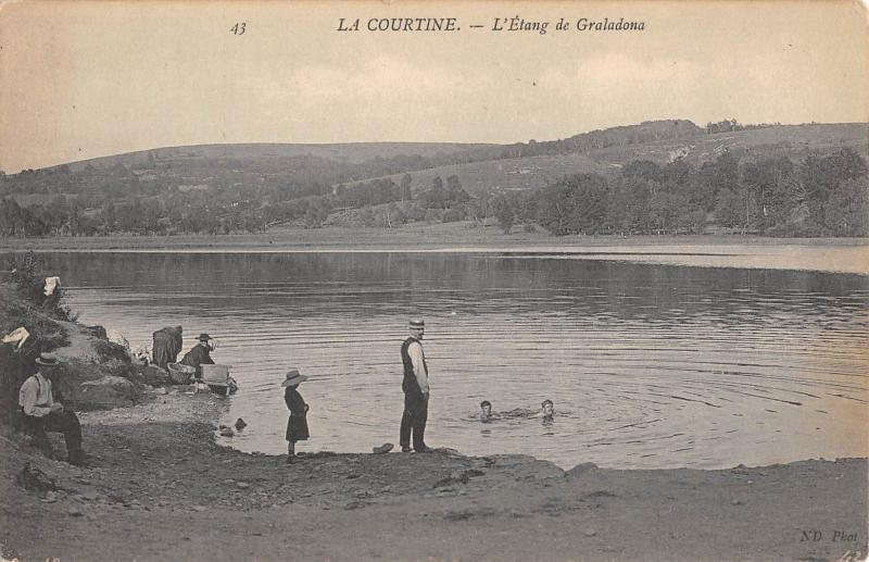 Carte postale ancienne La Courtine - L'Etang De Graladona à La Courtine