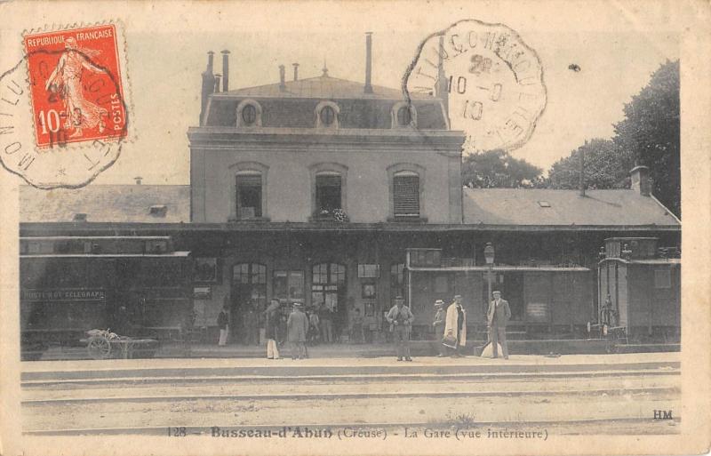 Carte postale ancienne Busseau D'Ahun - La Gare - Vue Interieure