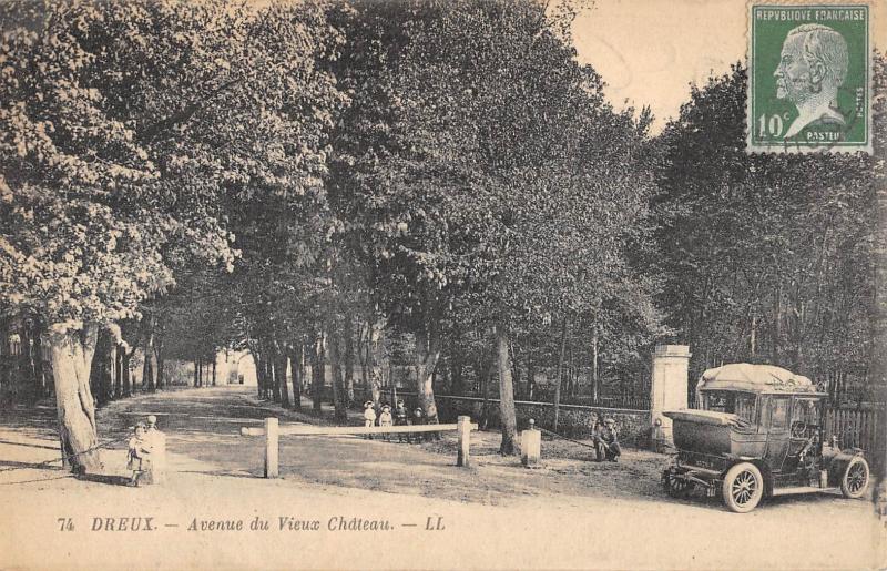 Carte postale ancienne Dreux - Avenue Du Vieux Chateau à Dreux