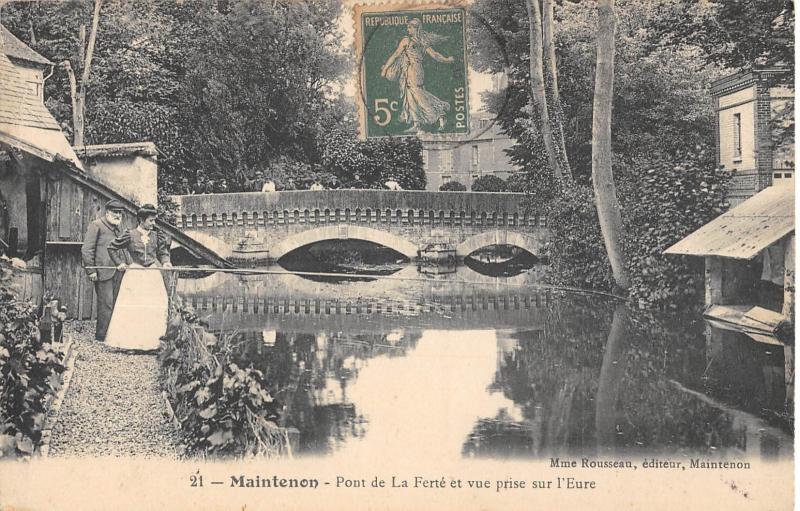 Carte postale ancienne Maintenon - Pont De La Ferte Et Vue Prise Sur L'Eure à Maintenon