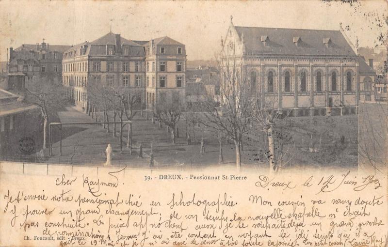 Carte postale ancienne Dreux - Pensionnat Saint Pierre à Dreux