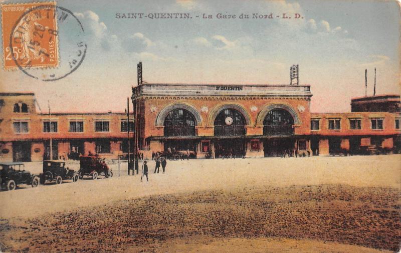 Carte postale ancienne Saint Quentin - La Gare Du Nord à Saint-Quentin