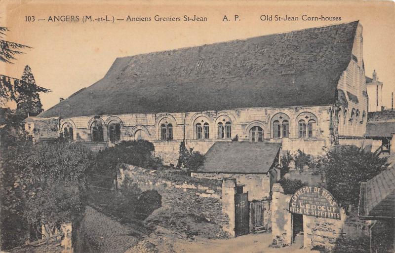 Carte postale ancienne Angers - Anciens Greniers Saint Jean à Angers