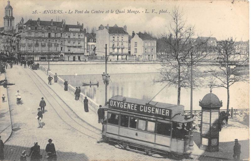 Carte postale ancienne Angers - Le Pont Du Centre Et Quai Monge à Angers