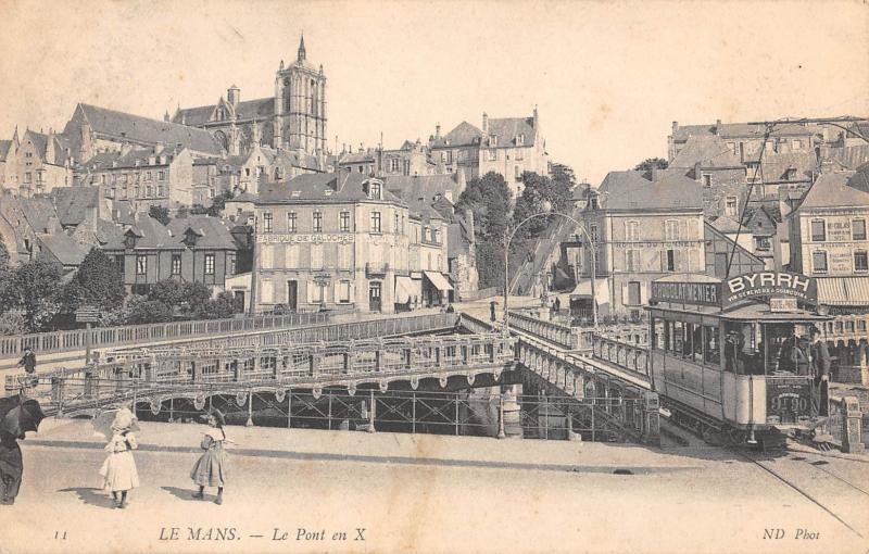Carte postale ancienne Le Mans - Le Pont En X au Mans