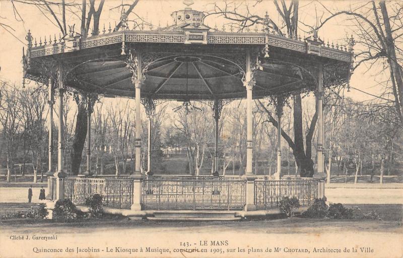 Carte postale ancienne Le Mans - Quinconce Des Jacobins - Le J+KIOSQUE A Musique au Mans