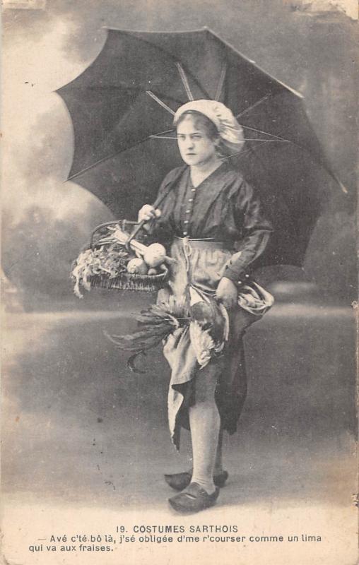 Carte postale ancienne Costumes Sarthois