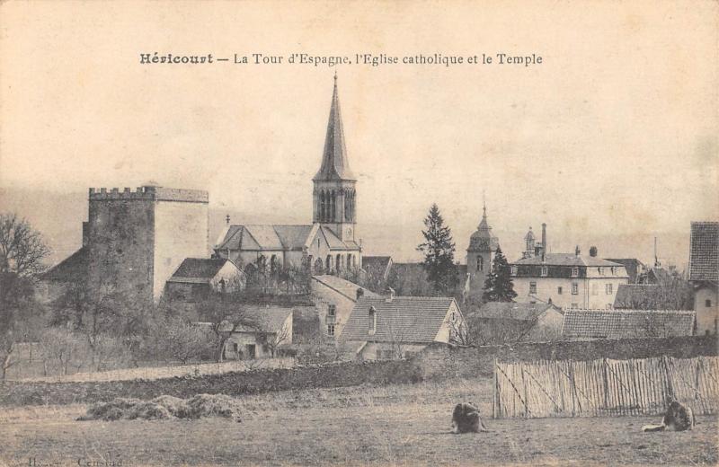 Carte postale ancienne Hericourt - La Tour D'Espagne - Eglise Catholique Et Le Temple à Héricourt