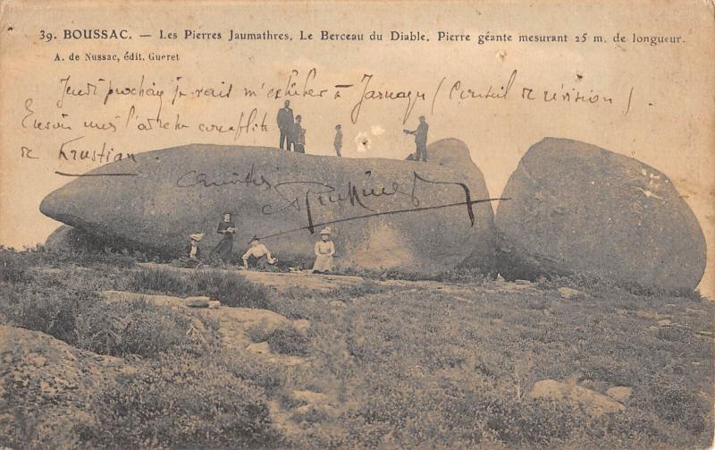 Carte postale ancienne Boussac - Les Pierres Jaumatres - Le Berceau Du Diable à Boussac