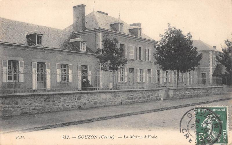 Carte postale ancienne Gouzon - La Maison D'Ecole à Gouzon