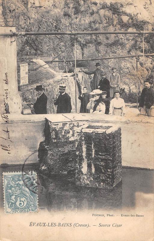Carte postale ancienne Evaux Les Bains - Source Cesar à Évaux-les-Bains