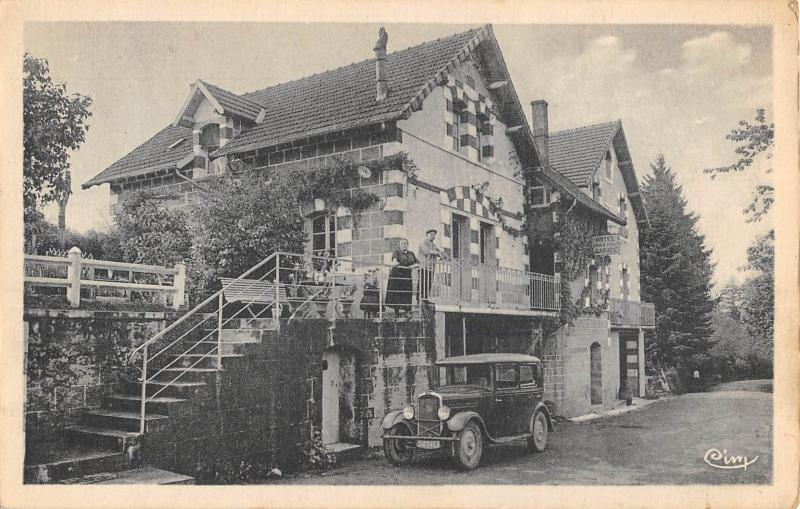 Carte postale ancienne Crocq - Hotel Du Tourisme à Crocq