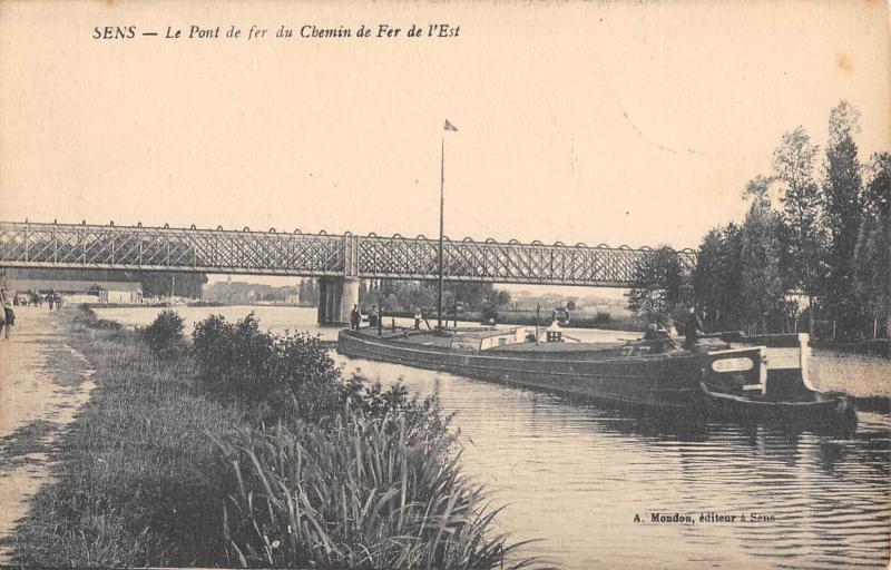 Carte postale ancienne Sens - Le Pont De Fer Du Chemin De Fer De L'Est à Sens