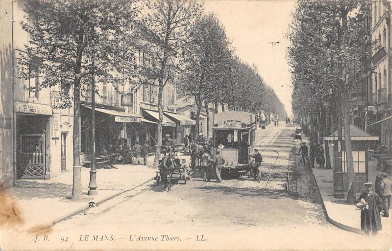 Carte postale ancienne Le Mans - Avenue Thiers au Mans