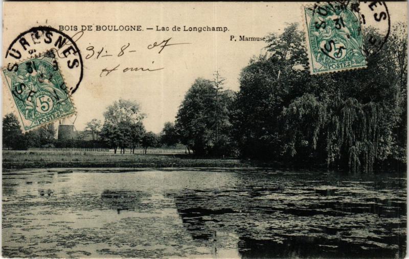 Carte postale ancienne Bois de Boulogne - Lac de Longchamps à Paris 16e