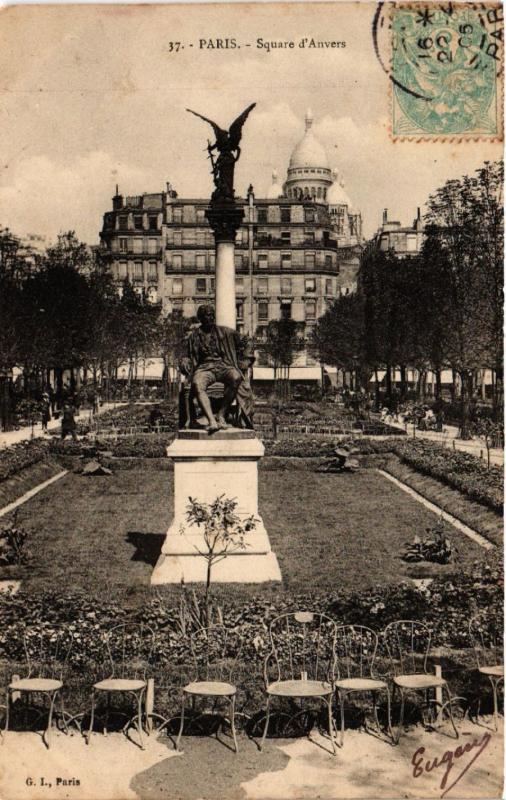 Carte postale ancienne Paris 9e Square d'Anvers à Paris 9e